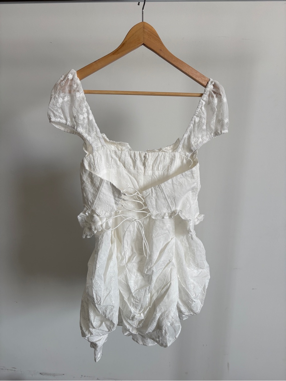 $319 NWT For Love & Lemons “Morgan” Corset Mini Dress in White Sz Small - Picture 11 of 16